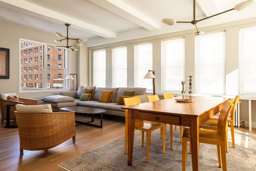 New York UWS Apartment - Living Room